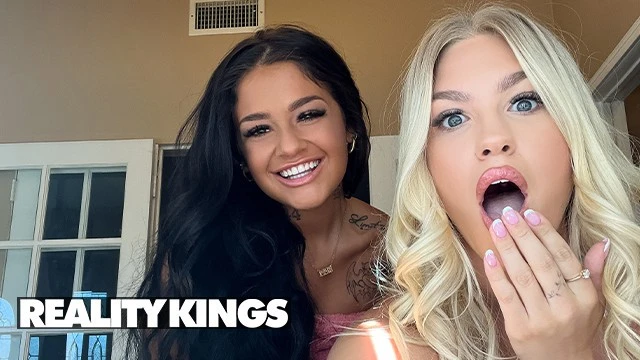 REALITYKINGS - Blonde College Student Jazlyn Ray's Live Stream Interrupted by Nude Bestie
