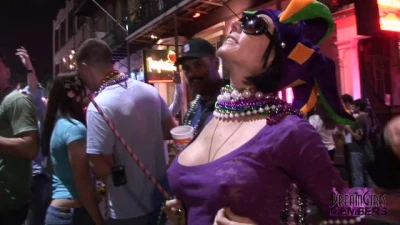 Nadia Nitro Gets Naked & Gets other Girls Naked at Mardi Gras