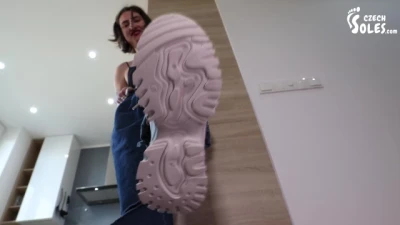 POV Gym Girl Sneakers Domination (stinky Socks, Femdom, Foot Domination, Russian Feet, Foot Smell)