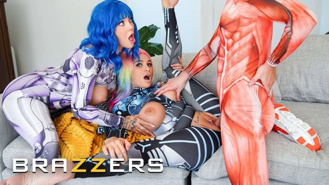 BRAZZERS - Hot Kali Moans as Tyler Sneakily Fingers her Pussy while doing Dishes in the Kitchen