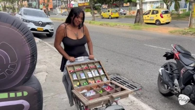 Mechanic Pays the Latina Candy Seller by Fucking her and Giving her his Cum because he has no Money